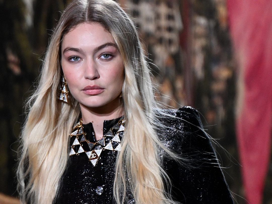 Gigi Hadid Inspired K-Fashion Look #2