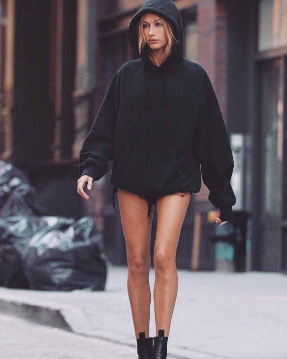 Hailey Bieber Inspired K-Fashion Look #5