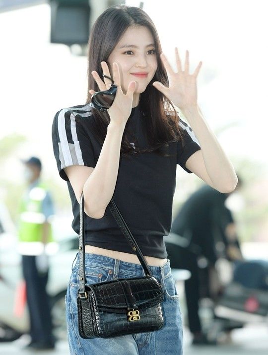 Han So-hee Inspired K-Fashion Look #18