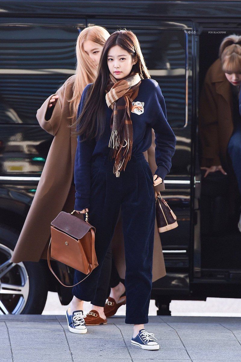Jennie Inspired K-Fashion Look #44