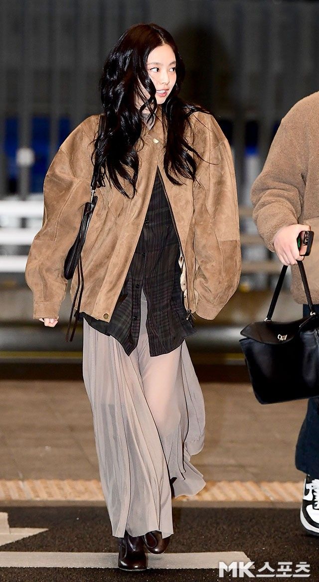 Jennie Inspired K-Fashion Look #61