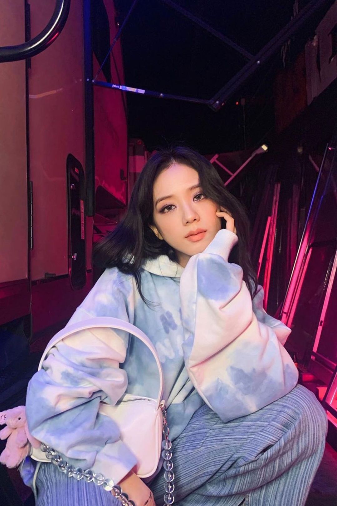 Jisoo Inspired K-Fashion Look #20