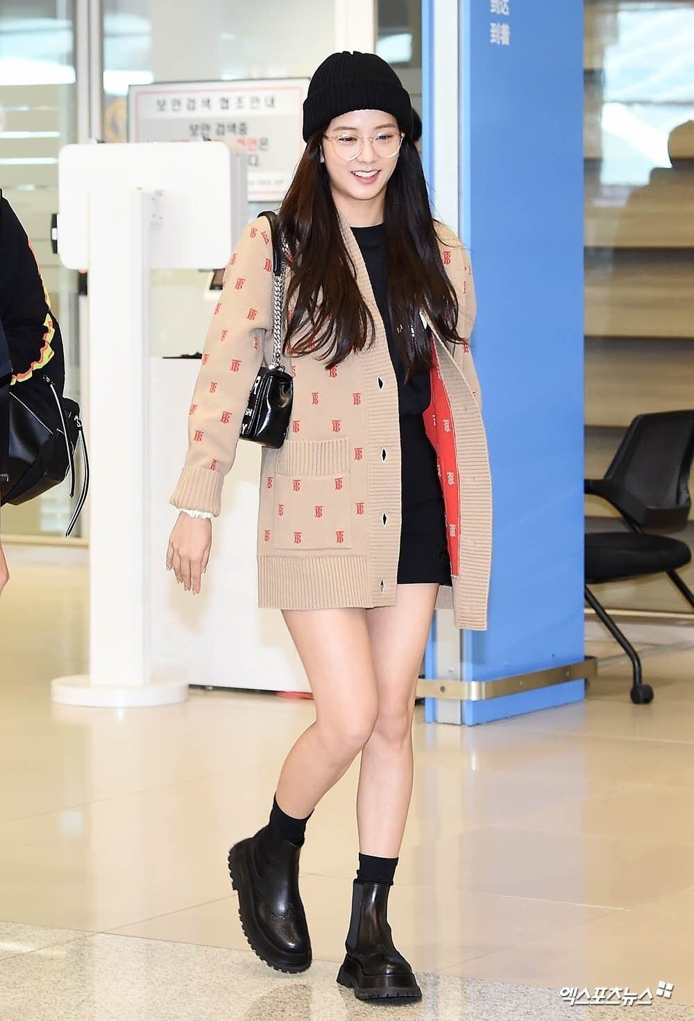 Jisoo Inspired K-Fashion Look #3