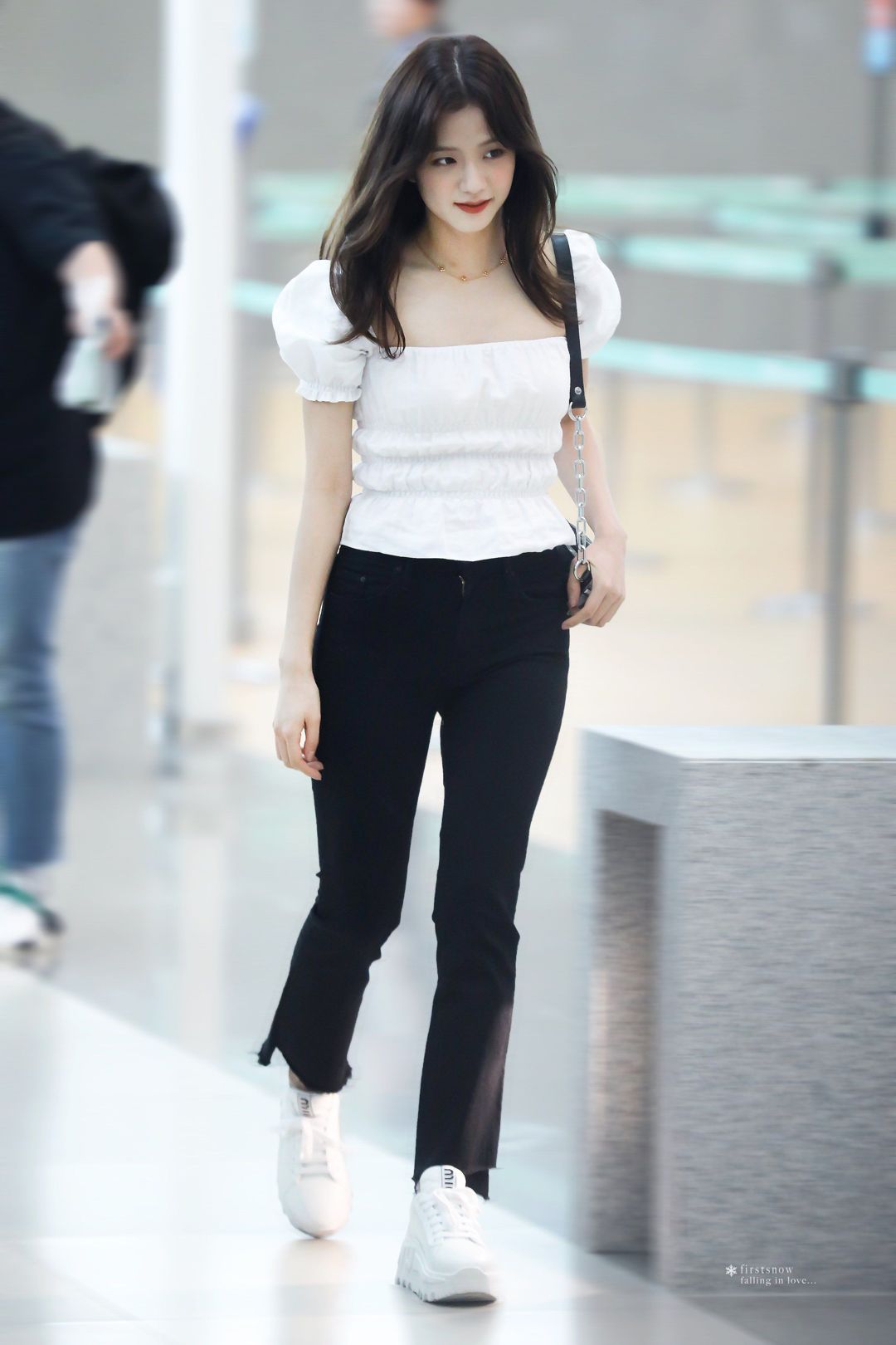 Jisoo Inspired K-Fashion Look #35