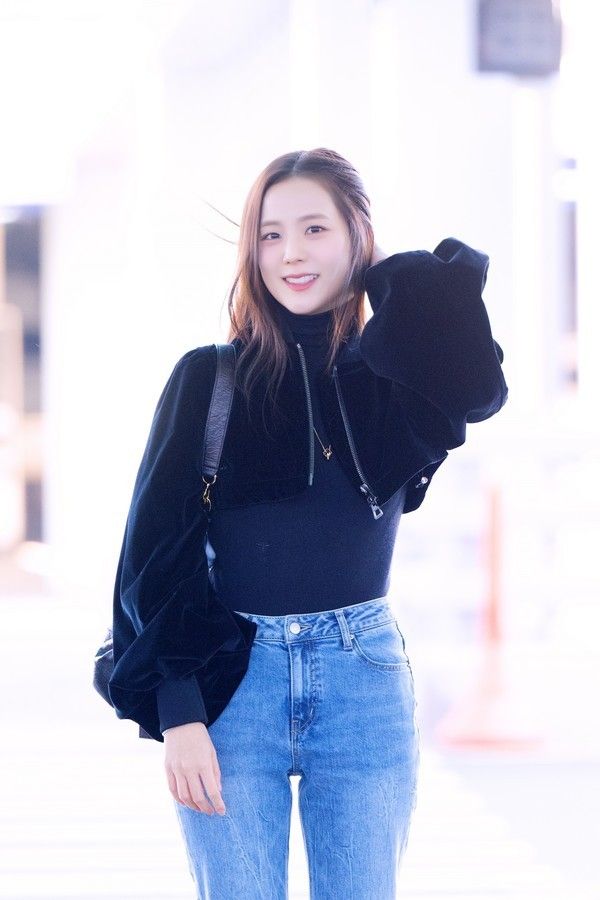 Jisoo Inspired K-Fashion Look #55