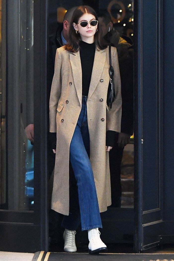 Kaia Gerber Inspired K-Fashion Look #16