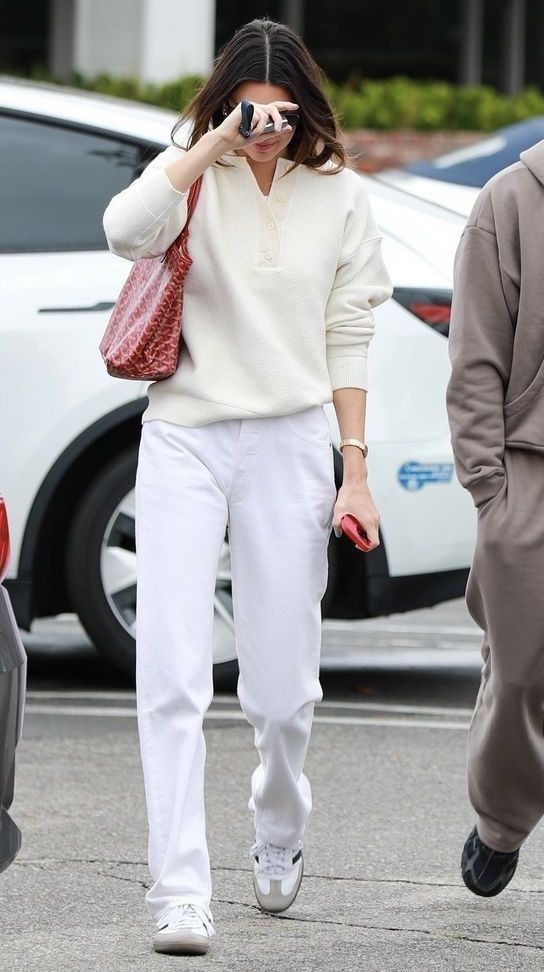 Kendall Jenner Inspired K-Fashion Look #1