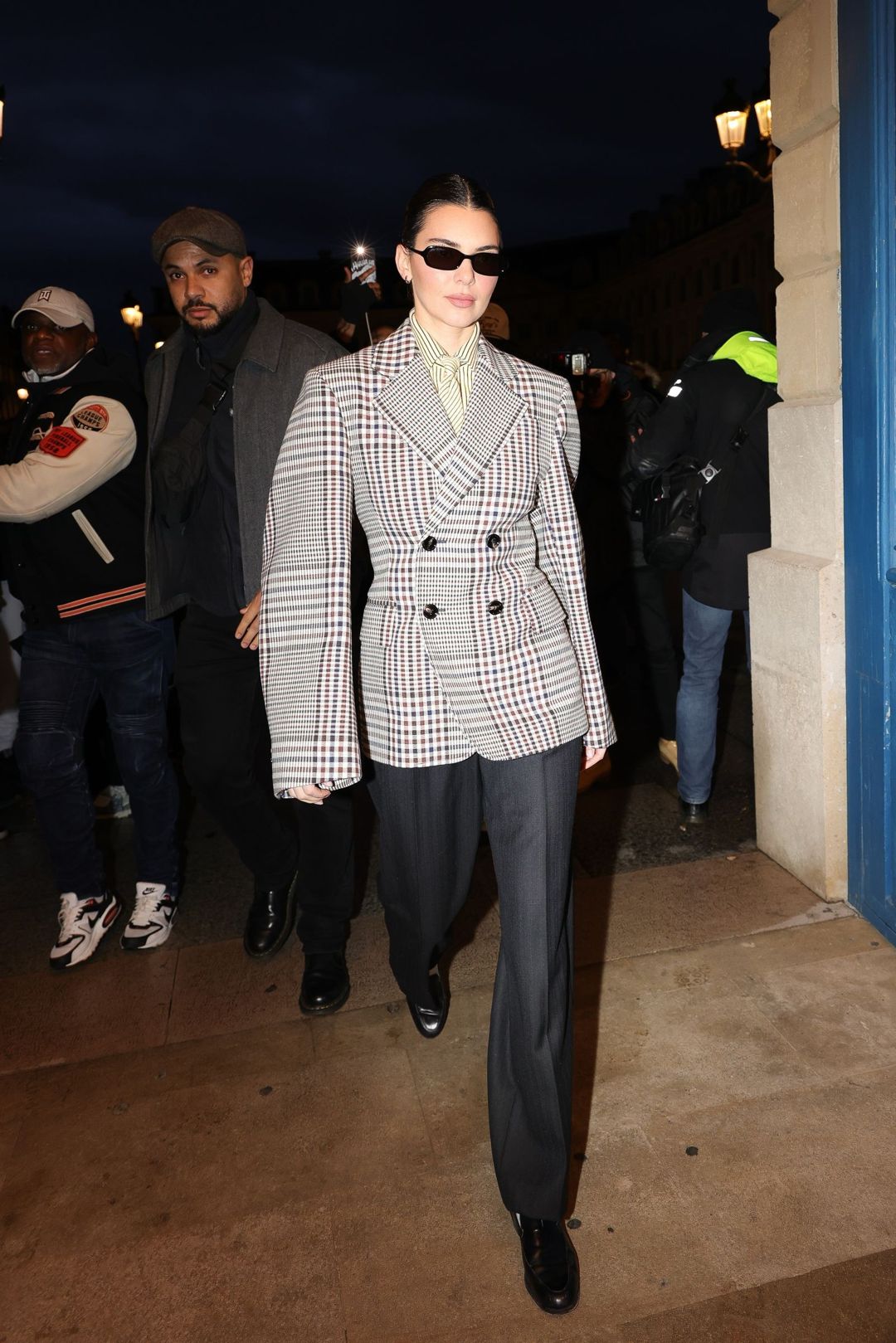 Kendall Jenner Inspired K-Fashion Look #46