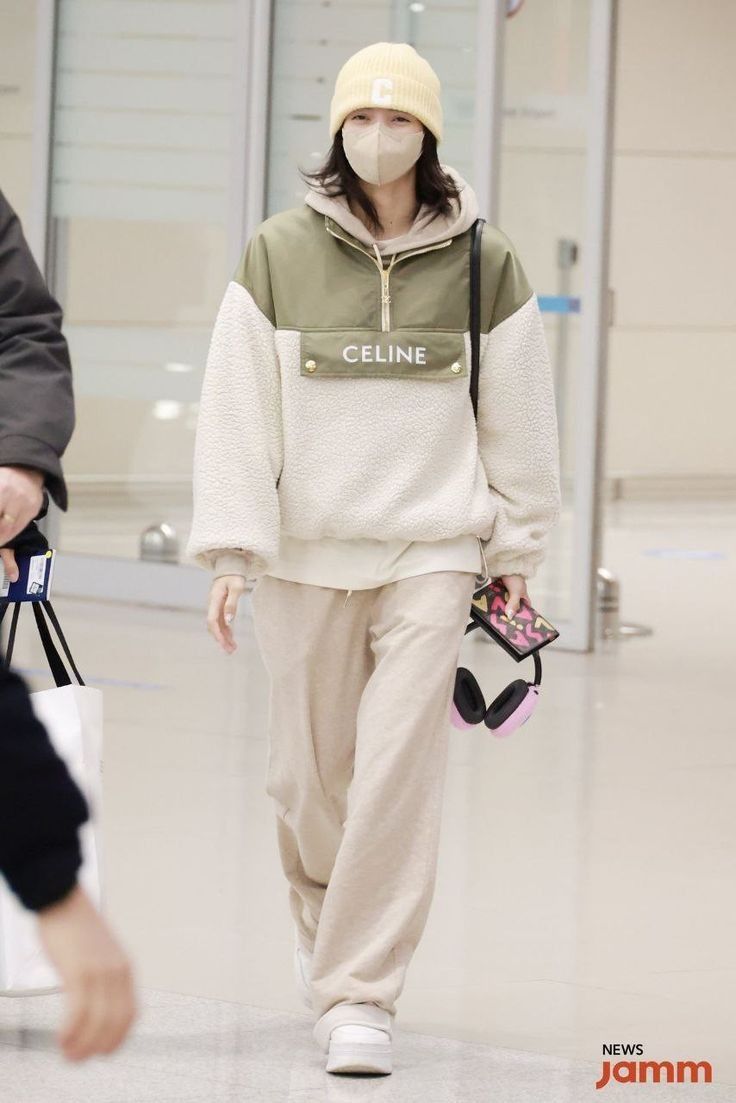 Lisa Inspired K-Fashion Look #17