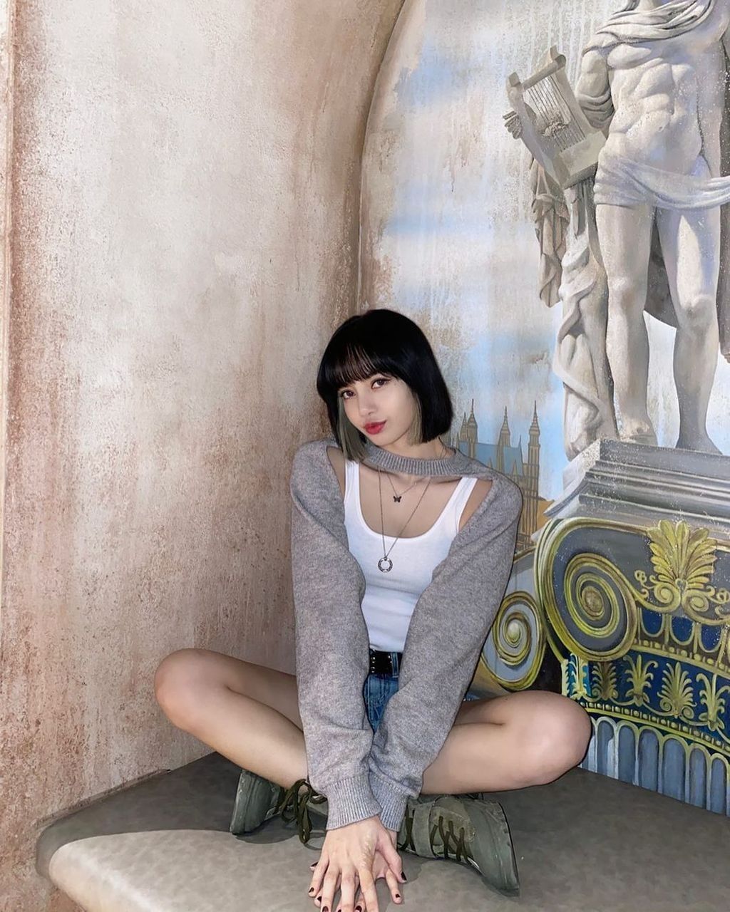 Lisa Inspired K-Fashion Look #43