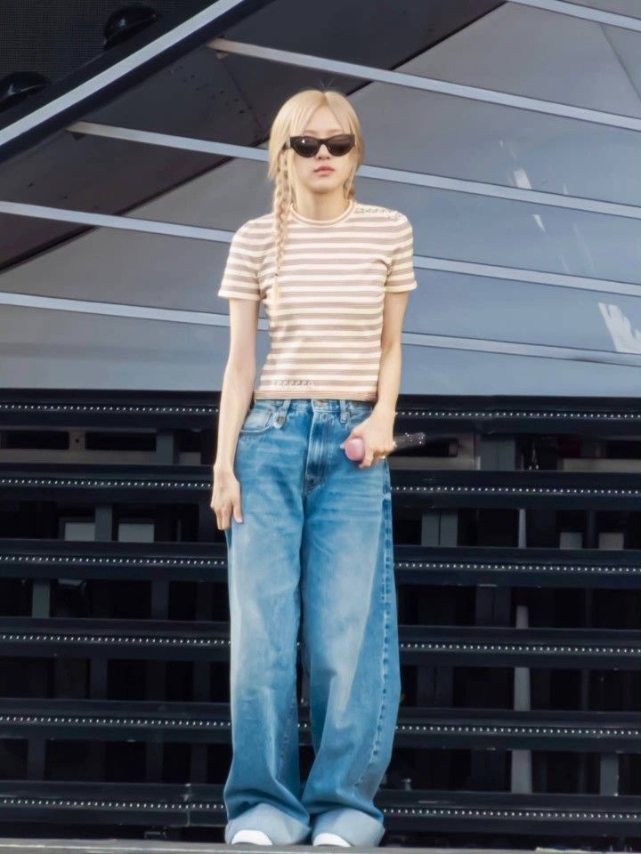 Rose Inspired K-Fashion Look #9
