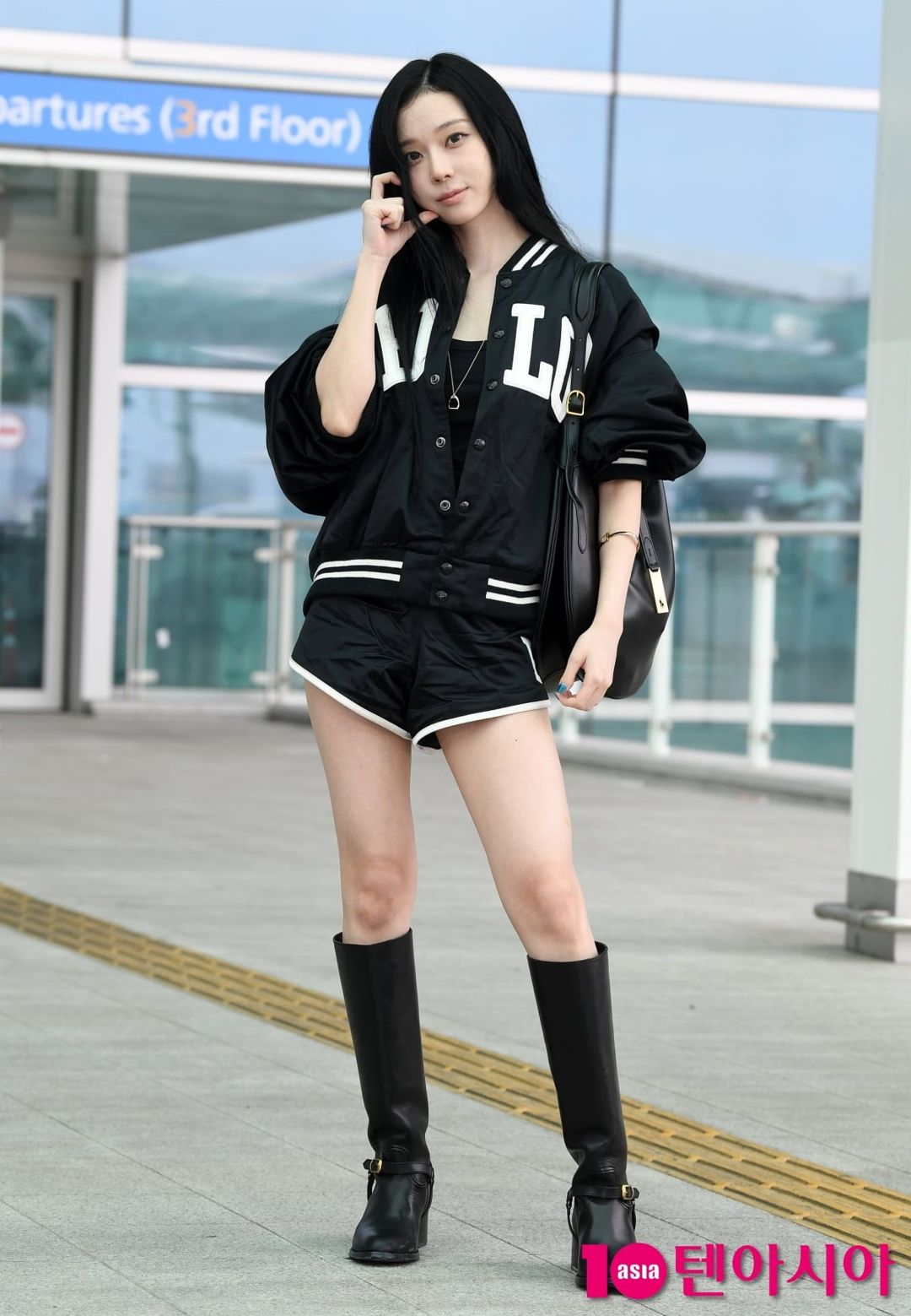Winter Inspired K-Fashion Look #32