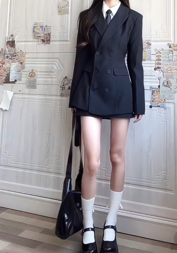 Wonyoung Inspired K-Fashion Look #12