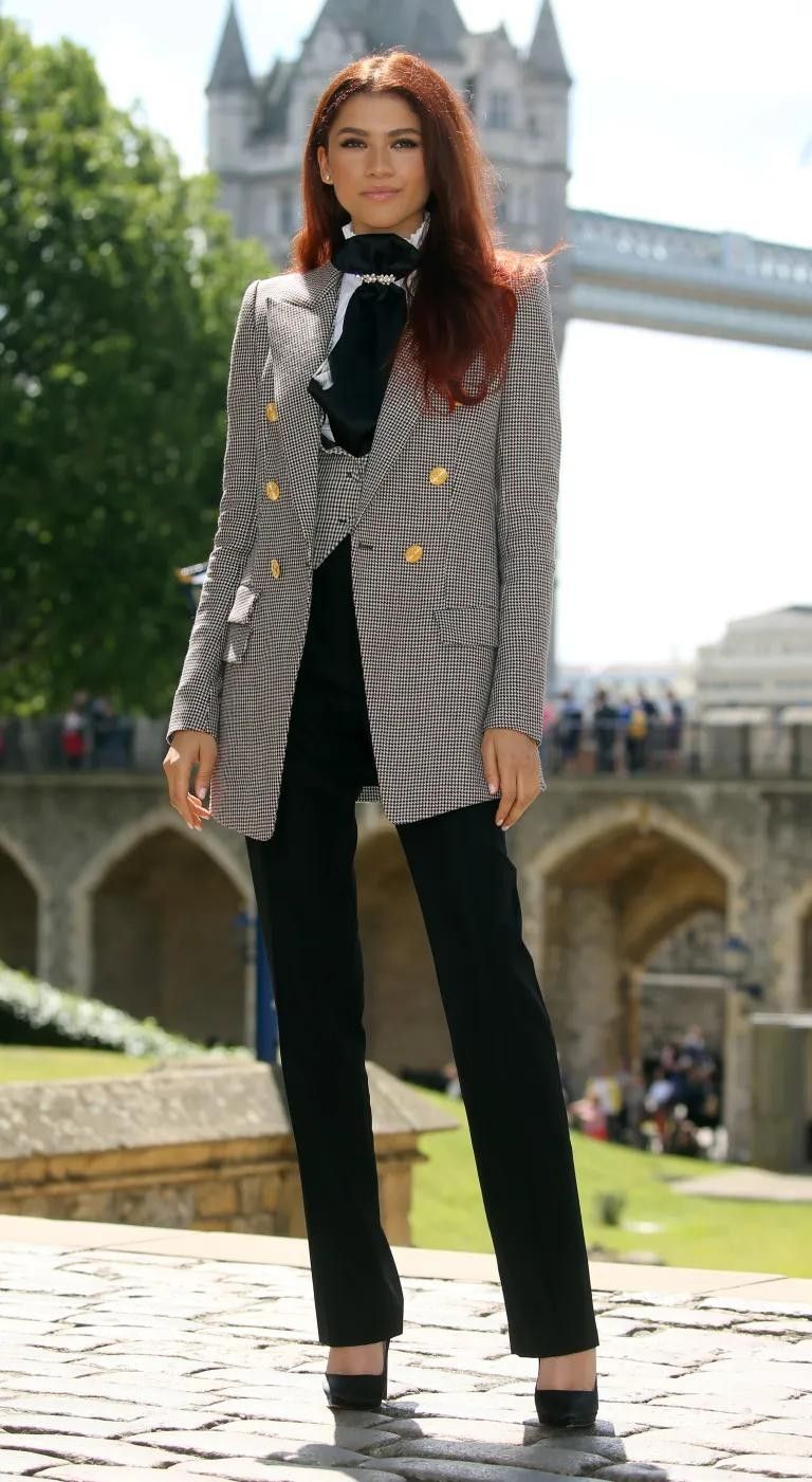 Zendaya Inspired K-Fashion Look #17